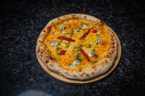 Pizza 4 cheese