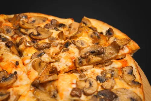Mushroom pizza