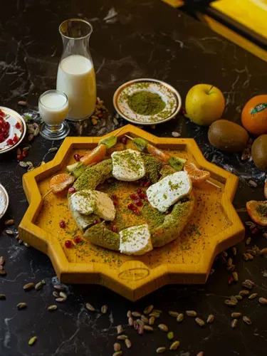 Katmer with ice cream and simit