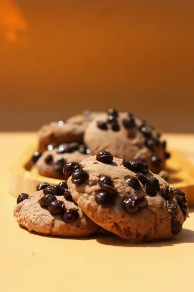 Drops chocolate with cocoa