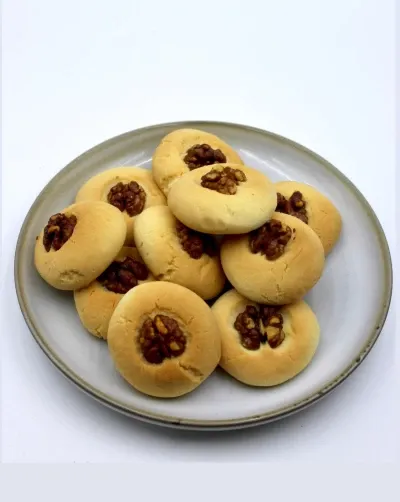 Shortbread with nuts
