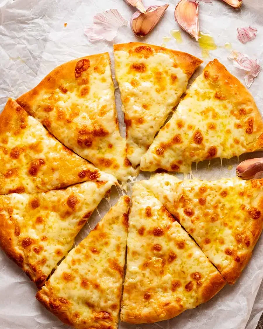 Pizza with minced meat