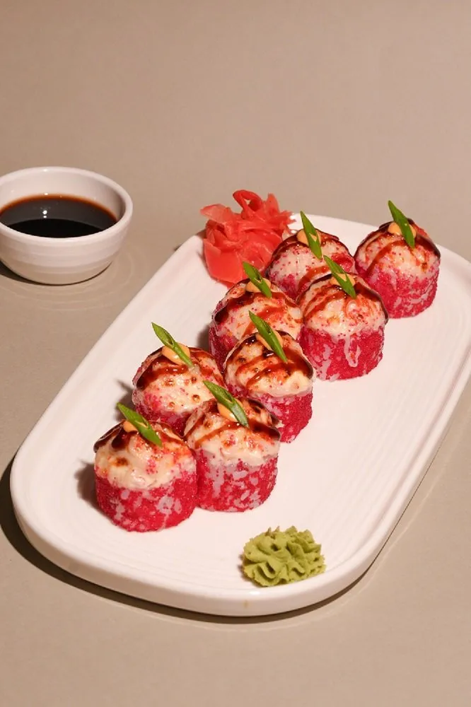 Baked crab and shrimp roll