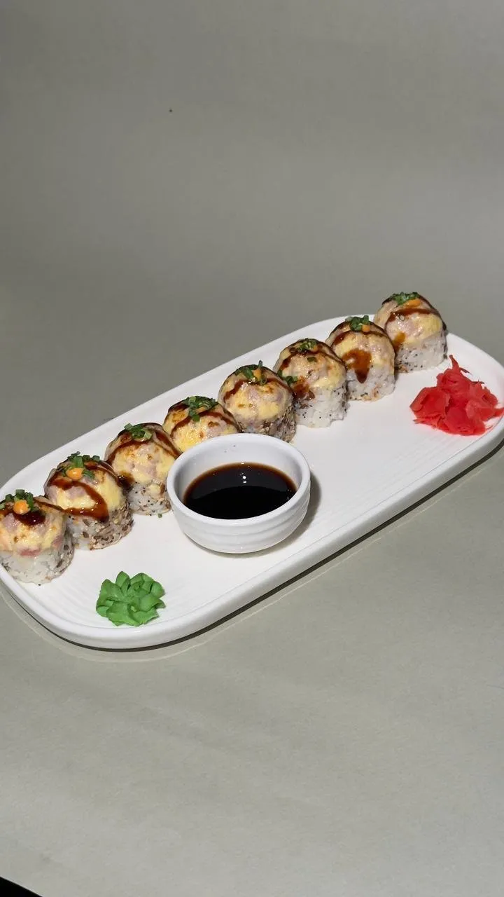 Baked tuna roll